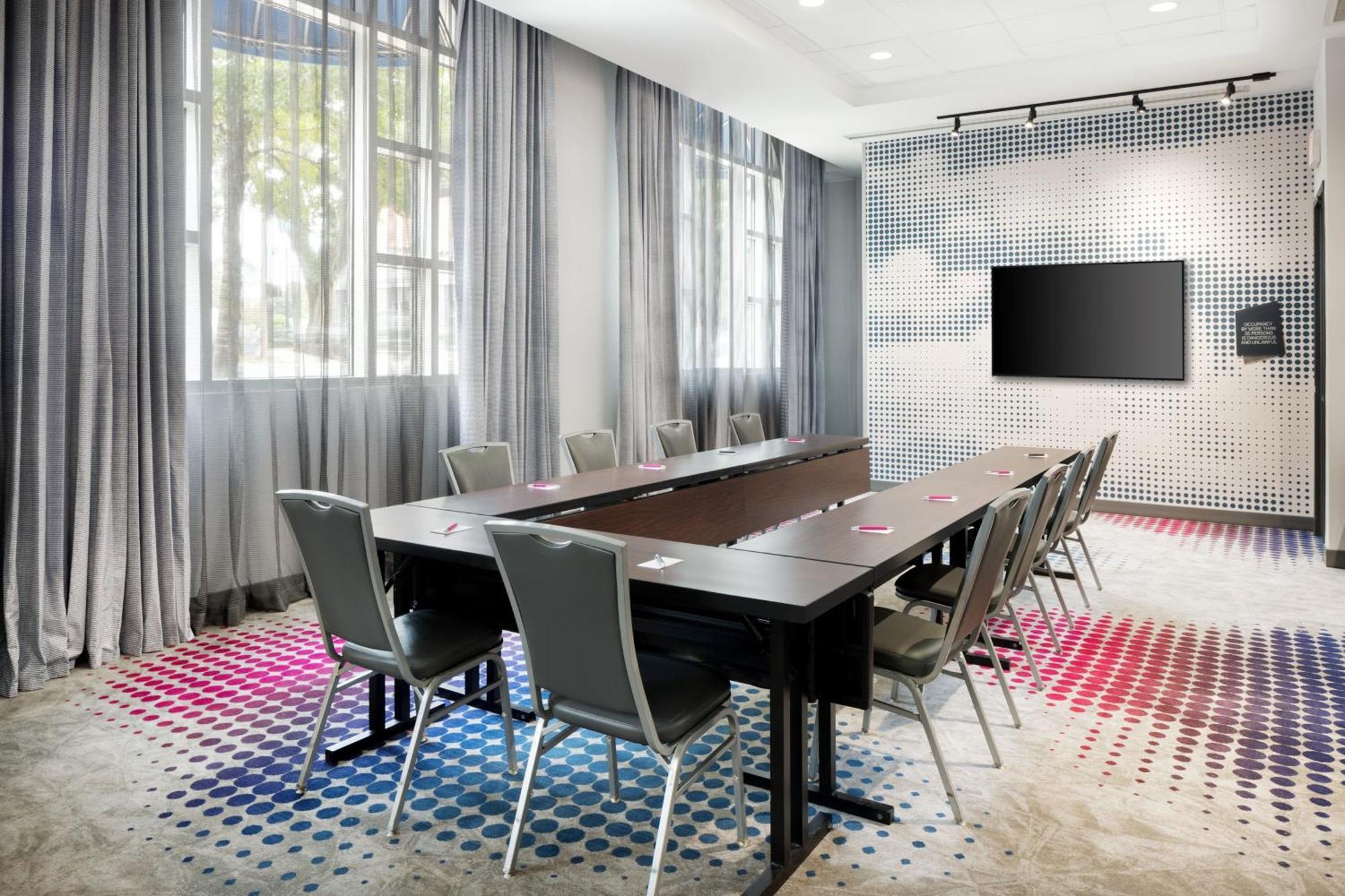 Aloft Tallahassee Downtown Exterior photo