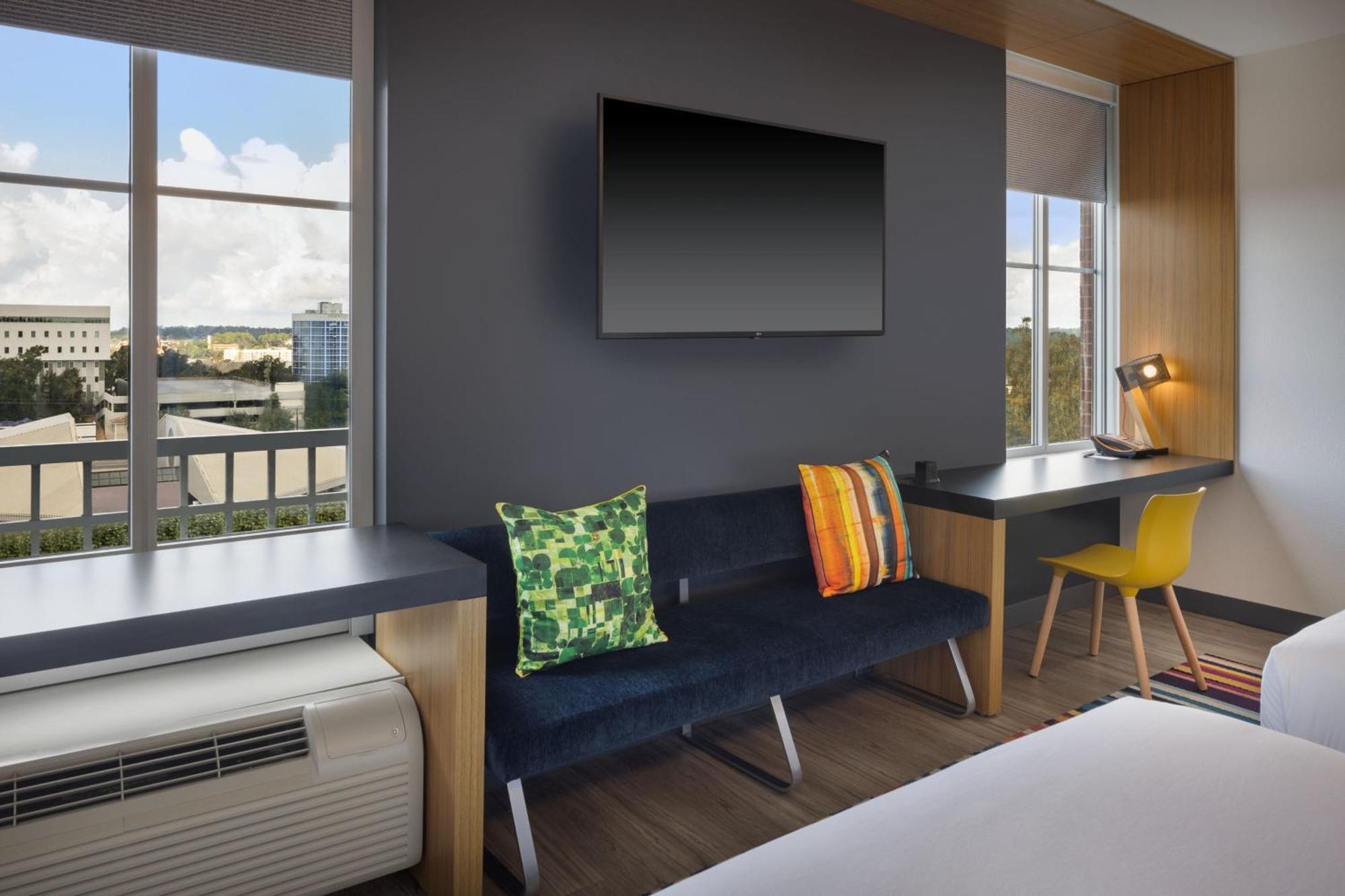 Aloft Tallahassee Downtown Exterior photo