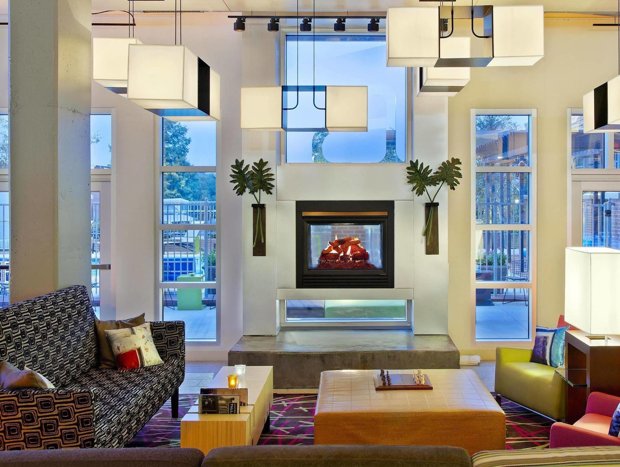 Aloft Tallahassee Downtown Exterior photo